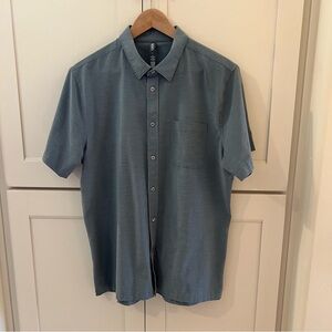 Vuori - Short Sleeve Button Down Shirt